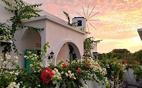 Anjo Maumere Hotel & Restaurant